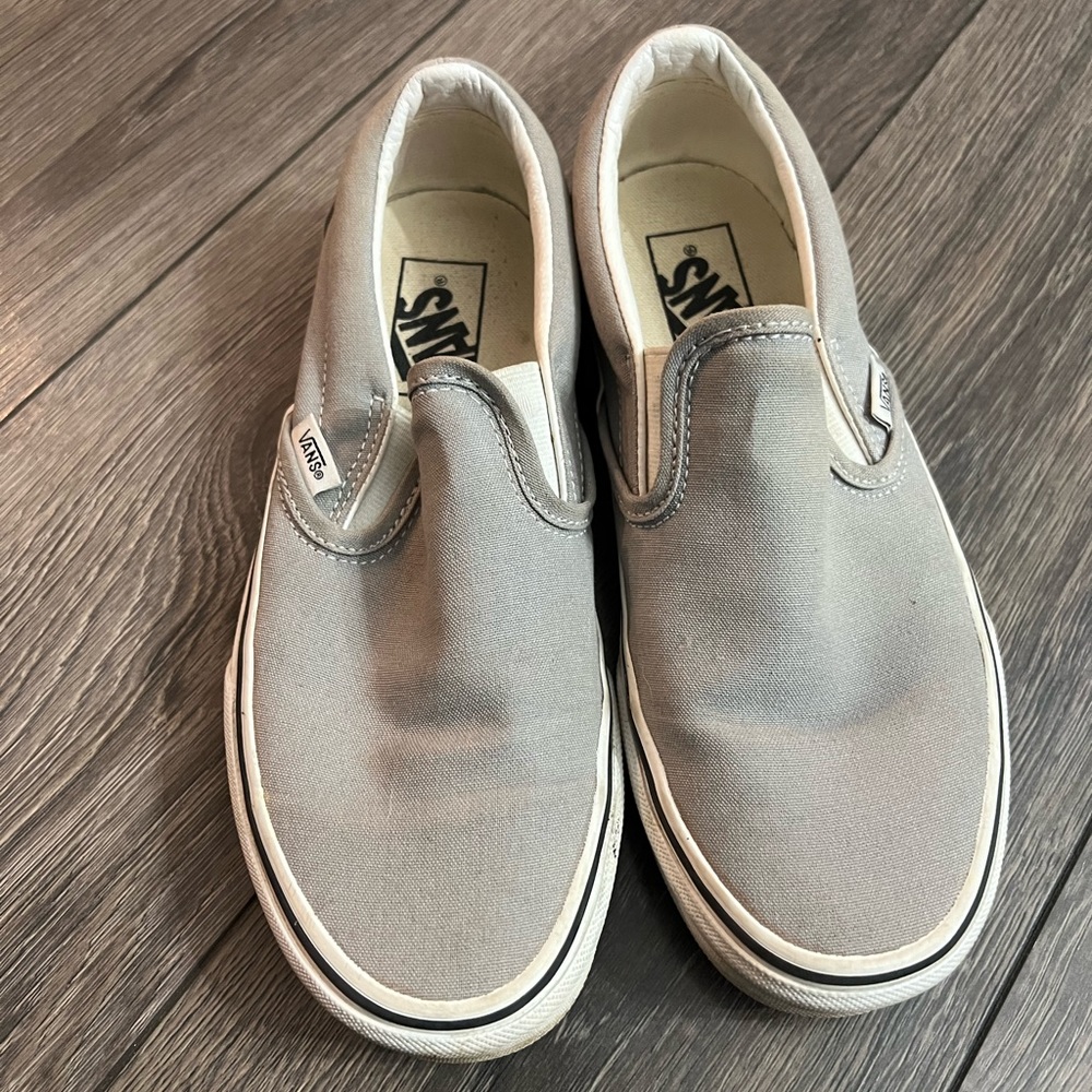 Vans classic slip on
